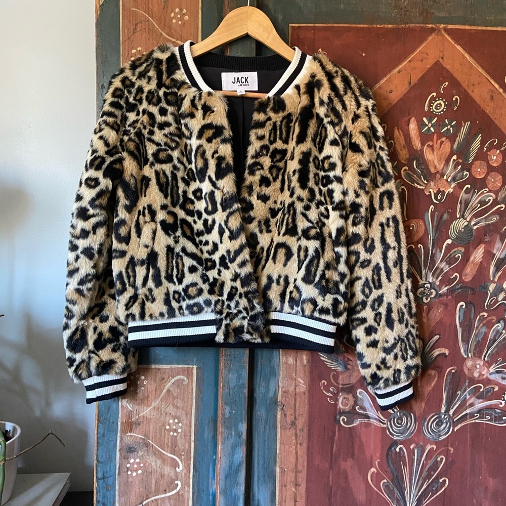 Jack by BB Dakota Leopard Print Bomber Jacket - like new